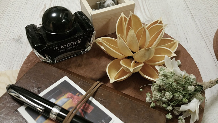 最新女朋友男生创意文艺木刻画定制价格 同款 _尚都购